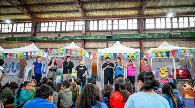 Juegos, disfraces y música en el cierre del primer contingente de las colonias de verano
