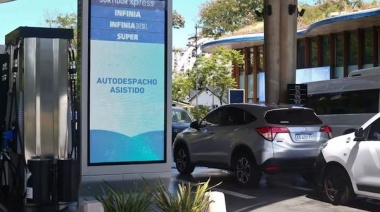 Oficializan la medida que permite el autoservicio de combustibles