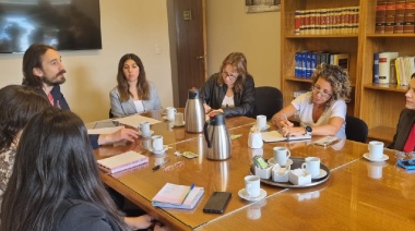Fiscalía de Género y OFEIV articulan acciones para abordar la violencia de género e intrafamiliar