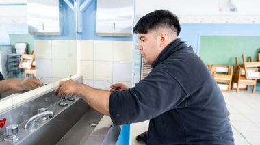 Avanzan trabajos de refacción y mantenimiento en instituciones educativas de la provincia