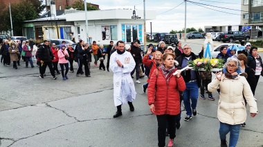 La grey católica se manifestó por la Virgen de Lourdes