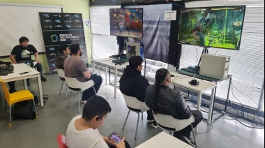 Cientos de chicos se sumaron al Lan Party de Verano en el Espacio Tecnológico