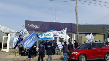 Protesta frente a Mirgor por despidos en empresa de limpieza