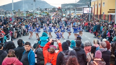 Carnaval de Ushuaia abrirá con una muestra de fotografías históricas de los festejos en la ciudad