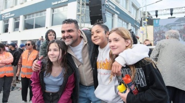 Carnaval récord en Ushuaia con la asistencia de más de 15.000 vecinos y vecinas a la primera jornada
