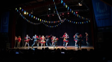 Una Sala Niní Marshall repleta disfrutó de una nueva edición de la “Gala de Carnaval”