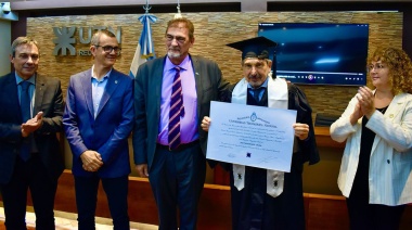 Ferreyra participó de la entrega de título ‘Doctor Honoris Causa’ a Salvarezza y Antúnez
