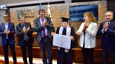 Ferreyra participó de la entrega de título ‘Doctor Honoris Causa’ a Salvarezza y Antúnez
