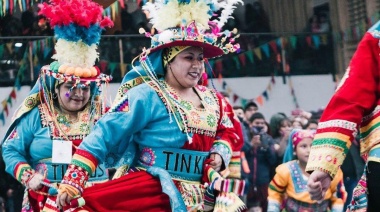 Se viene el Carnaval del Fin del Mundo bajo techo