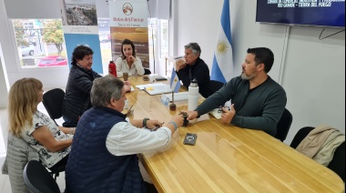 Nación baja programas de empleo a la Cámara de Comercio