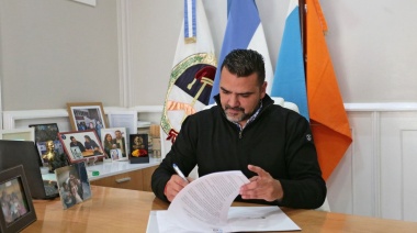 Vuoto firmó el contrato para la obra de ingreso a la ciudad de Ushuaia