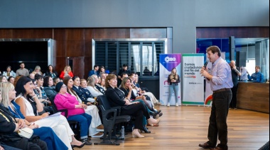 Más de 150 mujeres emprendedoras y empresarias participaron del foro “Transformando economías en la provincia”