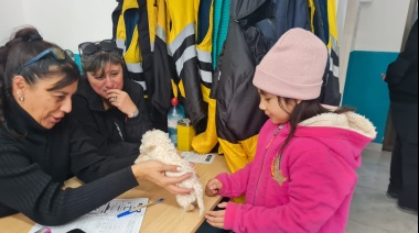 Gran respuesta vecinal a la campaña de vacunación y chipeo de canes y felinos