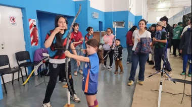 Miles de vecinos transcurren por la Expo Deportes 2025
