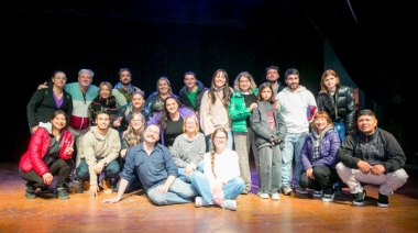La Municipalidad de Ushuaia presentó la obra teatral “Fragmentos de la memoria”