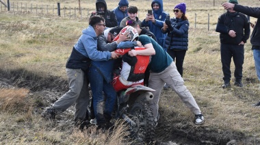 Con notable actuación Gastón Martínez se adjudicó la 41° Vuelta a la Tierra del Fuego en Moto Experto