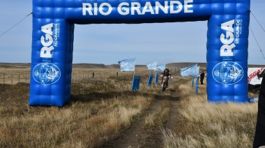Con notable actuación Gastón Martínez se adjudicó la 41° Vuelta a la Tierra del Fuego en Moto Experto