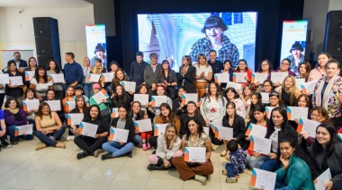 “Tenemos el gran desafío de construir comunidad y tejer redes de emprendedoras en toda la provincia”