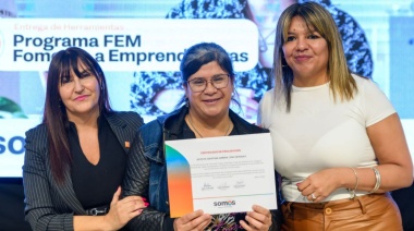 “Tenemos el gran desafío de construir comunidad y tejer redes de emprendedoras en toda la provincia”