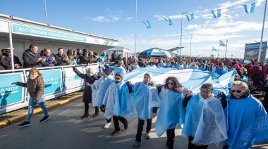 Más de 200 instituciones fueron parte del tradicional desfile del 2 de abril
