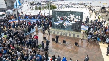 “La Causa Malvinas nos une a todos y nuestro compromiso diario de soberanía es en honor a la memoria de nuestros héroes”