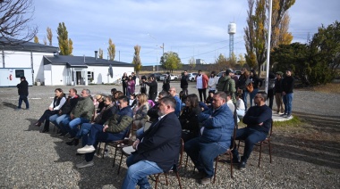 El operativo “RuralEs RENATRE” 2025 comenzó con la inauguración de una plaza de juegos en Santa Cruz