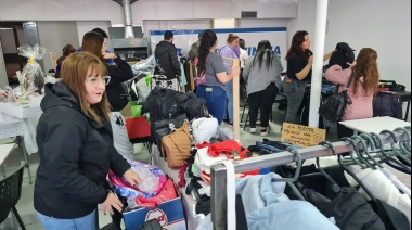 Más de 40 stands de emprendedoras participaron de la primera feria Atenea