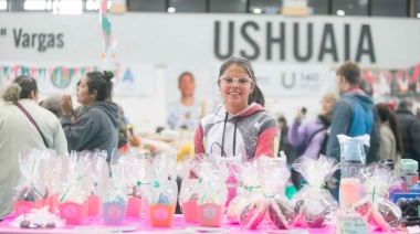 Miles de vecinos y vecinas disfrutaron de la Expo Pascua en el Microestadio del Cochocho Vargas