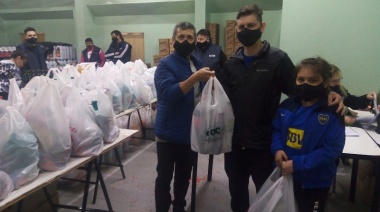 Empleados de comercio comienzan con la entrega de productos navideños