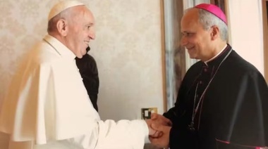 “Recibimos al nuevo Papa con esperanza y rezamos por él”