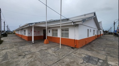 Madres piden seguridad para sus hijos después de la evacuación