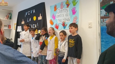 Escuela de Almanza realizó un festejo por la Semana de Mayo