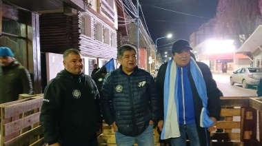 ATE montó una carpa frente a la Legislatura, reclamando por la obra social