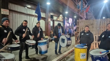 ATE montó una carpa frente a la Legislatura, reclamando por la obra social