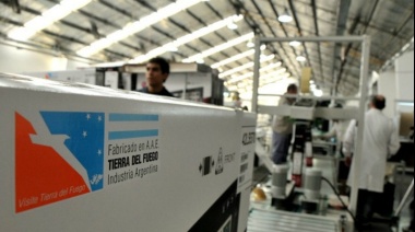 El empleo fabril creció en mayo y alcanzó los 9.208 operarios, impulsado por la electrónica, la pesca y la confección