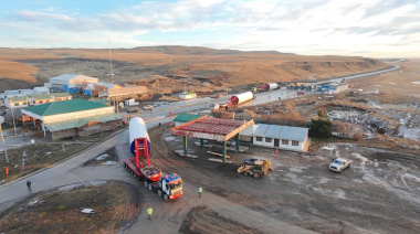 TotalEnergies avanza con el montaje de los aerogeneradores en Cullen