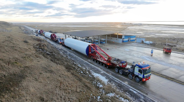 TotalEnergies avanza con el montaje de los aerogeneradores en Cullen