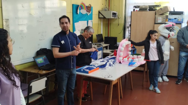 “Cepillarse es sonreír mejor”: Talleres de salud bucal para los más chicos en la Escuela 21