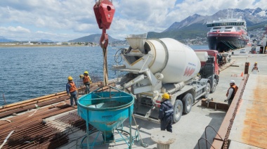 La ampliación del muelle está en su etapa final