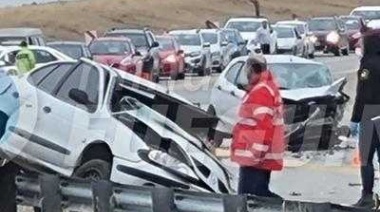 Choque frontal deja dos muertos