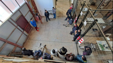 Estatales manifestaron reclamos al Ministerio de Obras Públicas