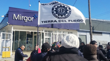 Metalúrgicos se manifestaron por las 47 bajas de PPD en IATEC