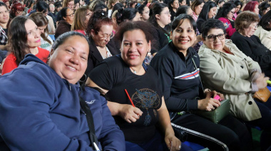 Más de 3.000 vecinas de Río Grande celebraron el “Bingo de las Maternidades” junto al intendente Martín Perez