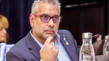 Lapadula advirtió que el Gobierno busca “reconducir el presupuesto para manejar discrecionalmente los fondos”