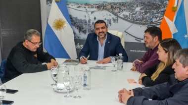 Vuoto firmó un acta con la asociación que nuclea al personal jerárquico ferroviario y portuario