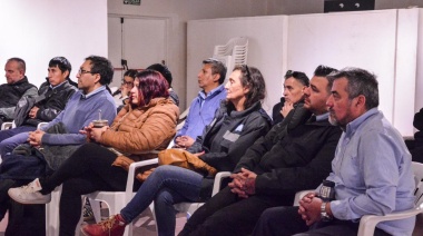 Capacitaron a choferes y mecánicos de la UISE para optimizar el uso de las unidades