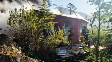 Un joven en terapia intensiva tras un incendio en Ushuaia