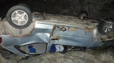 Ebrio volcó su auto en Tolhuin