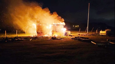 Se incendió una casilla del Club Las Águilas