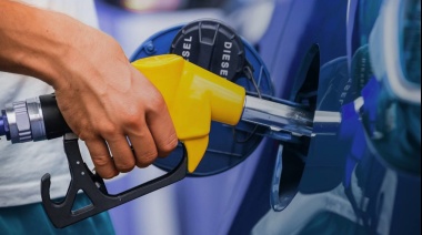 Nueva suba de la nafta al 27% y acumula casi un 90% en un mes
